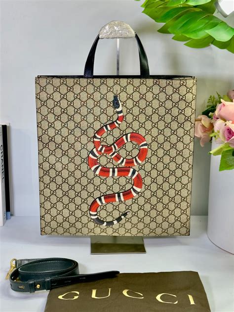 gucci 2 way tote